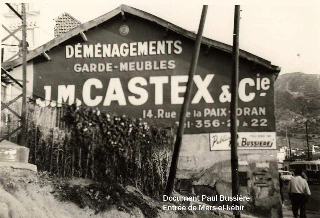 Bussiere 069- Panneaux pub.JPG